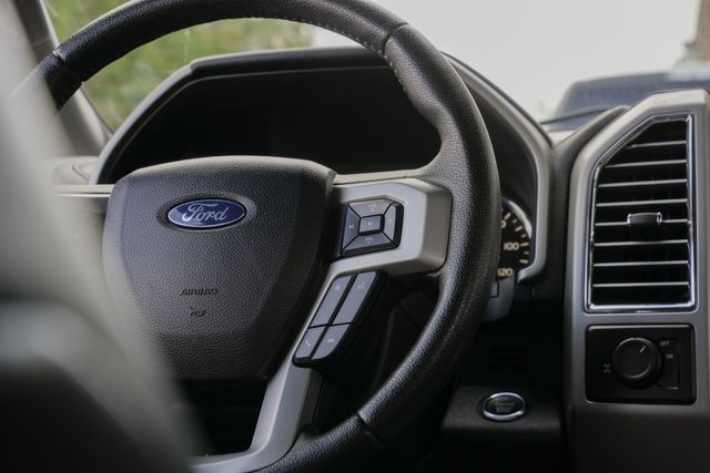 2015 Ford F-150 Lariat RWD / LEATHER W/ UPGRADES | Austin, TX | Rocky Mountain Truck Stop Austin