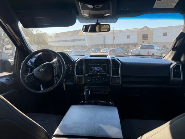 2015 Ford F-150 XLT Pickup 4D 5 1/2 ft