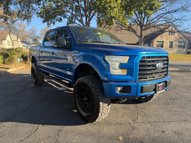 2015 Ford F-150 XLT Pickup 4D 5 1/2 ft