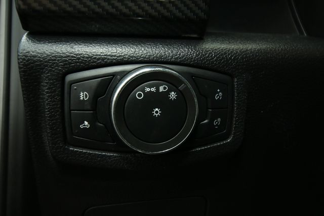 2015 Ford F-150 Platinum SuperCrew 5.5-ft. Bed 4WD | San Antonio, TX | R&L Certified Auto Group 2015 Ford F-150 Platinum SuperCrew 5.5-ft. Bed 4WD | San Antonio, TX | R&L Certified Auto Group