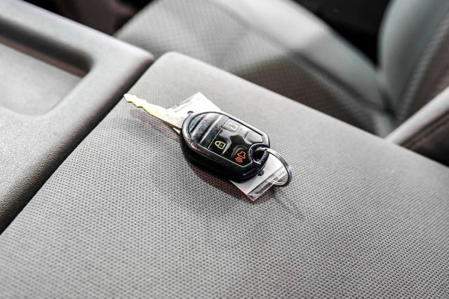 2015 Ford F-250 Super Duty XLT | Addison, TX | Mr Car Guys