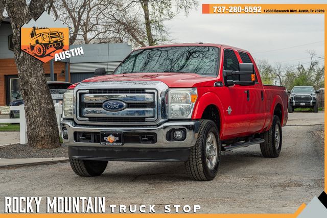 2015 Ford F-250 Super Duty XLT CREW CAB / 6.7L DIESEL | Austin, TX | Rocky Mountain Truck Stop Austin