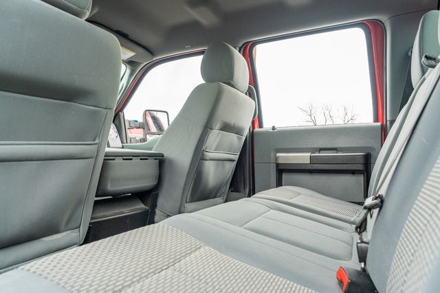 2015 Ford F-250 Super Duty XLT CREW CAB / 6.7L DIESEL | Austin, TX | Rocky Mountain Truck Stop Austin