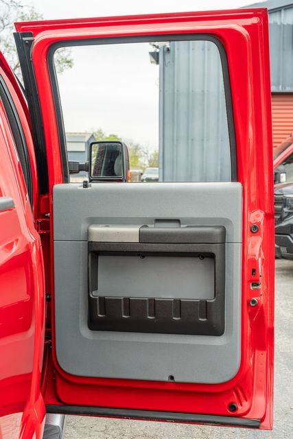 2015 Ford F-250 Super Duty XLT CREW CAB / 6.7L DIESEL | Dallas, TX | Rocky Mountain Truck Stop Dallas 2015 Ford F-250 Super Duty XLT CREW CAB / 6.7L DIESEL | Dallas, TX | Rocky Mountain Truck Stop Dallas