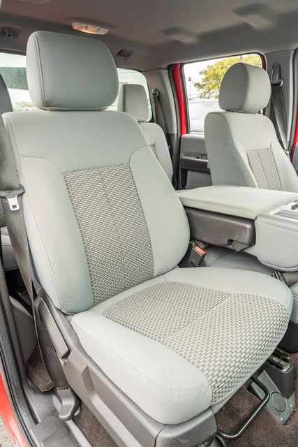 2015 Ford F-250 Super Duty XLT CREW CAB / 6.7L DIESEL | Austin, TX | Rocky Mountain Truck Stop Austin