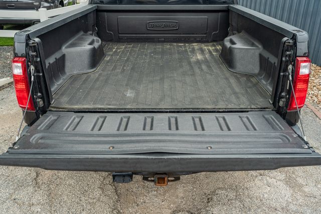 2015 Ford F-250 Super Duty XLT CREW CAB FX4 4X4 / 6.7L DIESEL / LOW MILES | Austin, TX | Rocky Mountain Truck Stop Austin 2015 Ford F-250 Super Duty XLT CREW CAB FX4 4X4 / 6.7L DIESEL / LOW MILES | Austin, TX | Rocky Mountain Truck Stop Austin