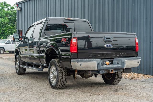 2015 Ford F-250 Super Duty XLT CREW CAB FX4 4X4 / 6.7L DIESEL / LOW MILES | Austin, TX | Rocky Mountain Truck Stop Austin