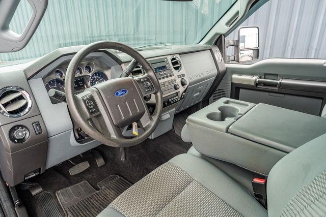 2015 Ford F-250 Super Duty XLT CREW CAB FX4 4X4 / 6.7L DIESEL / LOW MILES | Austin, TX | Rocky Mountain Truck Stop Austin 2015 Ford F-250 Super Duty XLT CREW CAB FX4 4X4 / 6.7L DIESEL / LOW MILES | Austin, TX | Rocky Mountain Truck Stop Austin