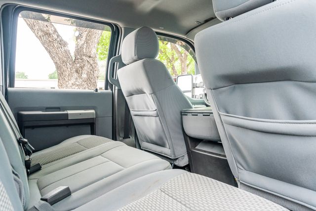 2015 Ford F-250 Super Duty XLT CREW CAB FX4 4X4 / 6.7L DIESEL / LOW MILES | Austin, TX | Rocky Mountain Truck Stop Austin 2015 Ford F-250 Super Duty XLT CREW CAB FX4 4X4 / 6.7L DIESEL / LOW MILES | Austin, TX | Rocky Mountain Truck Stop Austin