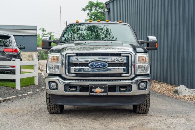 2015 Ford F-250 Super Duty XLT CREW CAB FX4 4X4 / 6.7L DIESEL / LOW MILES | Austin, TX | Rocky Mountain Truck Stop Austin