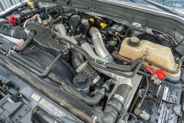 2015 Ford F-250 Super Duty XLT CREW CAB 4X4 / 6.7L DIESEL / CLEAN CARFAX | Austin, TX | Rocky Mountain Truck Stop Austin 2015 Ford F-250 Super Duty XLT CREW CAB 4X4 / 6.7L DIESEL / CLEAN CARFAX | Austin, TX | Rocky Mountain Truck Stop Austin