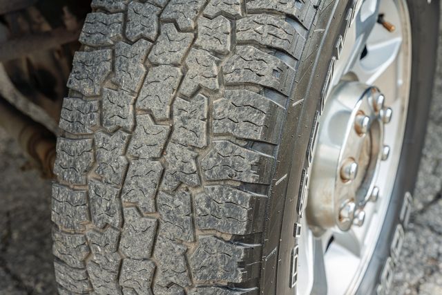 2015 Ford F-250 Super Duty XLT CREW CAB 4X4 / 6.7L DIESEL / CLEAN CARFAX | Austin, TX | Rocky Mountain Truck Stop Austin 2015 Ford F-250 Super Duty XLT CREW CAB 4X4 / 6.7L DIESEL / CLEAN CARFAX | Austin, TX | Rocky Mountain Truck Stop Austin