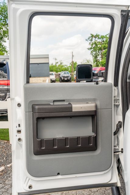 2015 Ford F-250 Super Duty XLT CREW CAB 4X4 / 6.7L DIESEL / CLEAN CARFAX | Austin, TX | Rocky Mountain Truck Stop Austin 2015 Ford F-250 Super Duty XLT CREW CAB 4X4 / 6.7L DIESEL / CLEAN CARFAX | Austin, TX | Rocky Mountain Truck Stop Austin