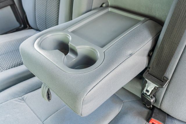 2015 Ford F-250 Super Duty XLT CREW CAB 4X4 / 6.7L DIESEL / CLEAN CARFAX | Austin, TX | Rocky Mountain Truck Stop Austin