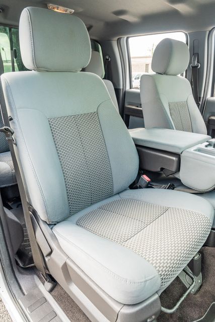 2015 Ford F-250 Super Duty XLT CREW CAB 4X4 / 6.7L DIESEL / CLEAN CARFAX | Austin, TX | Rocky Mountain Truck Stop Austin 2015 Ford F-250 Super Duty XLT CREW CAB 4X4 / 6.7L DIESEL / CLEAN CARFAX | Austin, TX | Rocky Mountain Truck Stop Austin