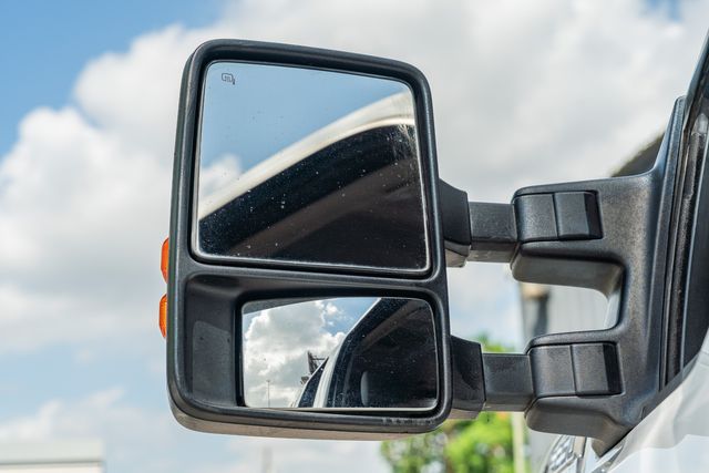 2015 Ford F-250 Super Duty XLT CREW CAB 4X4 / 6.7L DIESEL / CLEAN CARFAX | Dallas, TX | Rocky Mountain Truck Stop Dallas 2015 Ford F-250 Super Duty XLT CREW CAB 4X4 / 6.7L DIESEL / CLEAN CARFAX | Dallas, TX | Rocky Mountain Truck Stop Dallas