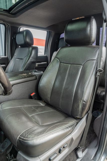 2015 Ford F-250 Super Duty Lariat ULTIMATE CREW CAB FX4 4X4 / 6.7L DIESEL | Austin, TX | Rocky Mountain Truck Stop Austin