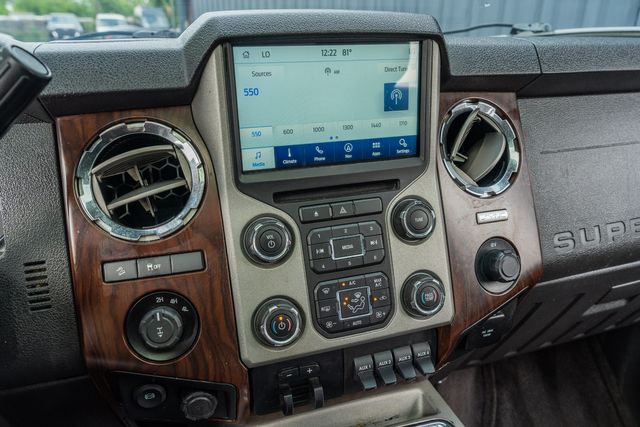 2015 Ford F-250 Super Duty Lariat ULTIMATE CREW CAB FX4 4X4 / 6.7L DIESEL | Austin, TX | Rocky Mountain Truck Stop Austin