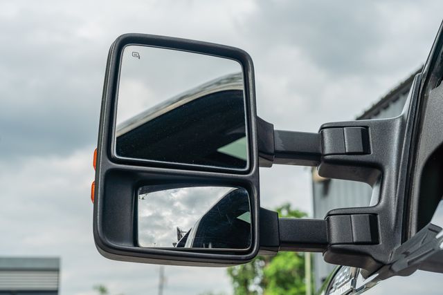 2015 Ford F-250 Super Duty Lariat ULTIMATE CREW CAB FX4 4X4 / 6.7L DIESEL | Austin, TX | Rocky Mountain Truck Stop Austin 2015 Ford F-250 Super Duty Lariat ULTIMATE CREW CAB FX4 4X4 / 6.7L DIESEL | Austin, TX | Rocky Mountain Truck Stop Austin