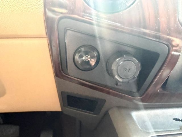 2015 Ford F-250 Super Duty Lariat Pickup 4D 6 3/4 ft