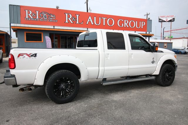 2015 Ford F-250 Super Duty LARIAT | San Antonio, TX | R&L Certified Auto Group 2015 Ford F-250 Super Duty LARIAT | San Antonio, TX | R&L Certified Auto Group
