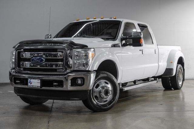2015 Ford F-350 Super Duty Lariat SUNROOF Sony Audio Nav LEVELED 35" R/T MPD | Dallas, TX | East Dallas Diesel 2015 Ford F-350 Super Duty Lariat SUNROOF Sony Audio Nav LEVELED 35" R/T MPD | Dallas, TX | East Dallas Diesel