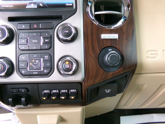 2015 Ford F-350 Super Duty Crew Lariat