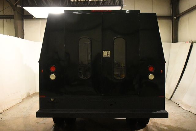 2015 Ford F-350 Super Duty XL Walk In Utility Box | Branford, CT | Sound Auto Wholesalers 2015 Ford F-350 Super Duty XL Walk In Utility Box | Branford, CT | Sound Auto Wholesalers