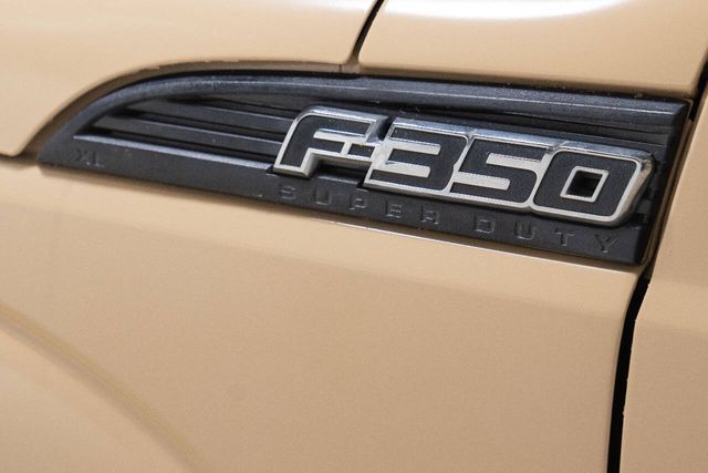 2015 Ford F-350 Super Duty XL 4x2 4dr SuperCab 6.8 ft. SB SRW Pickup | Houston, TX | Houston Auto Credit 2015 Ford F-350 Super Duty XL 4x2 4dr SuperCab 6.8 ft. SB SRW Pickup | Houston, TX | Houston Auto Credit