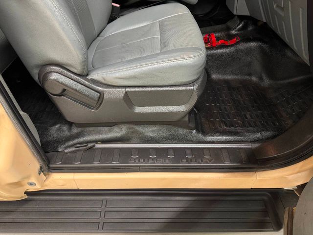 2015 Ford F-350 Super Duty XL 4x2 4dr SuperCab 6.8 ft. SB SRW Pickup | Houston, TX | Houston Auto Credit