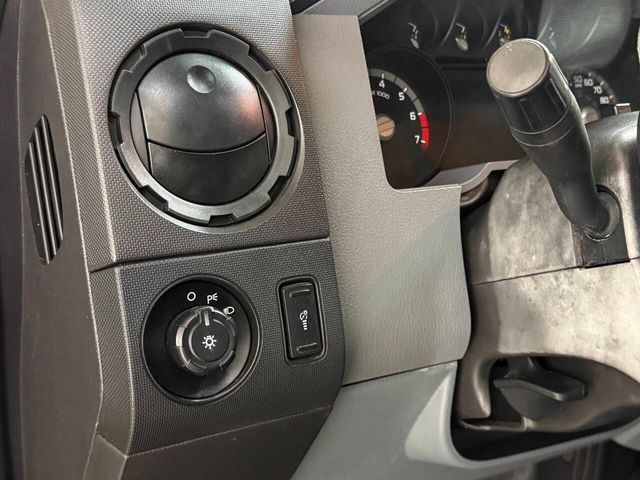 2015 Ford F-350 Super Duty XL 4x2 4dr SuperCab 6.8 ft. SB SRW Pickup | Houston, TX | Houston Auto Credit 2015 Ford F-350 Super Duty XL 4x2 4dr SuperCab 6.8 ft. SB SRW Pickup | Houston, TX | Houston Auto Credit