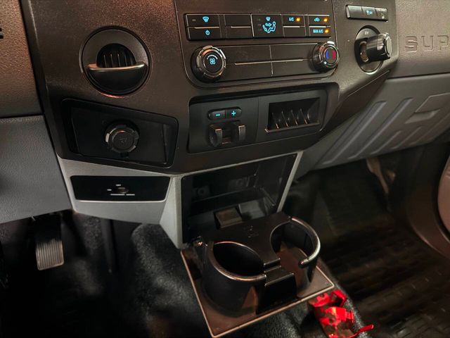 2015 Ford F-350 Super Duty XL 4x2 4dr SuperCab 6.8 ft. SB SRW Pickup | Houston, TX | Houston Auto Credit