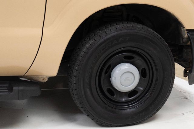 2015 Ford F-350 Super Duty XL 4x2 4dr SuperCab 6.8 ft. SB SRW Pickup | Houston, TX | Houston Auto Credit 2015 Ford F-350 Super Duty XL 4x2 4dr SuperCab 6.8 ft. SB SRW Pickup | Houston, TX | Houston Auto Credit