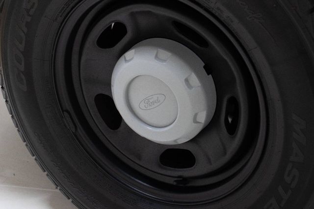 2015 Ford F-350 Super Duty XL 4x2 4dr SuperCab 6.8 ft. SB SRW Pickup | Houston, TX | Houston Auto Credit 2015 Ford F-350 Super Duty XL 4x2 4dr SuperCab 6.8 ft. SB SRW Pickup | Houston, TX | Houston Auto Credit