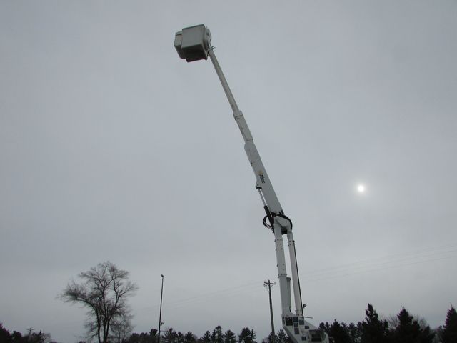 2015 F-550 4x4 Reg Cab Utility 42' Height Bucket  | St Cloud MN | NorthStar Truck Sales