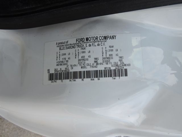 2015 Ford F-750 Non-CDL Box Truck 