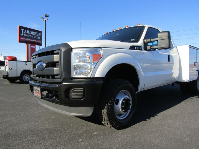 2015 Ford F350 Extended Cab 4x4 with 9' Knapheide Utility Bed 2015 Ford F350 Extended Cab 4x4 with 9' Knapheide Utility Bed