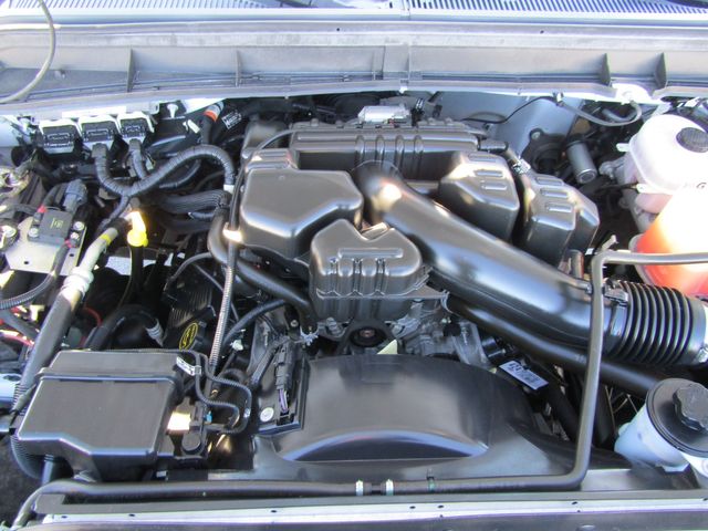 2015 Ford F350 Extended Cab 4x4 with 9' Knapheide Utility Bed 2015 Ford F350 Extended Cab 4x4 with 9' Knapheide Utility Bed