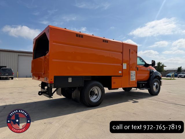 2015 Ford F650 Chipper Truck