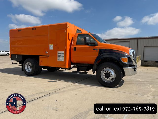 2015 Ford F650 Chipper Truck