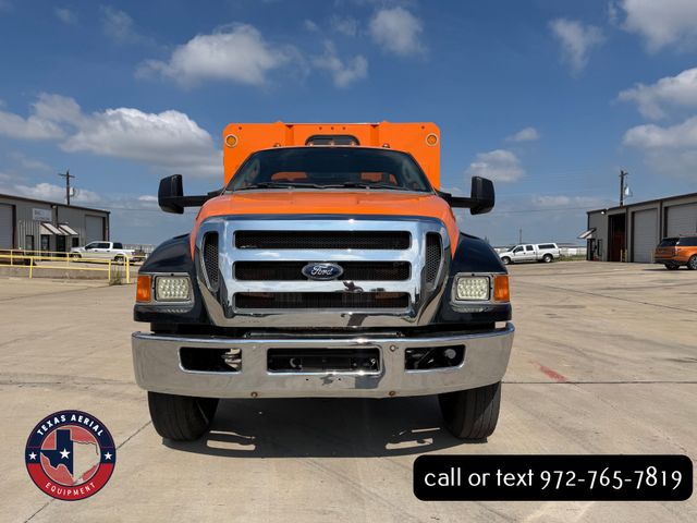 2015 Ford F650 Chipper Truck