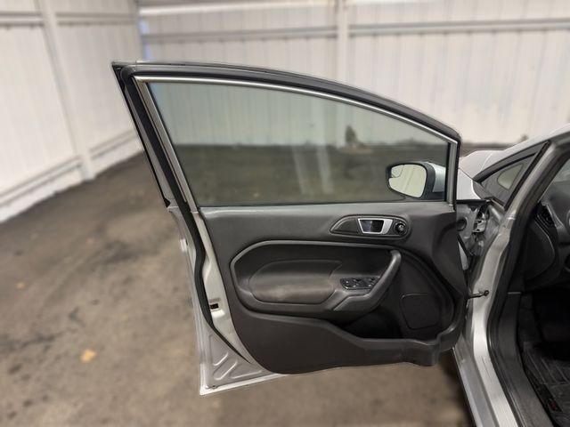 2015 Ford FIESTA SE | Houston, TX | Texas Star Motors 2015 Ford FIESTA SE | Houston, TX | Texas Star Motors