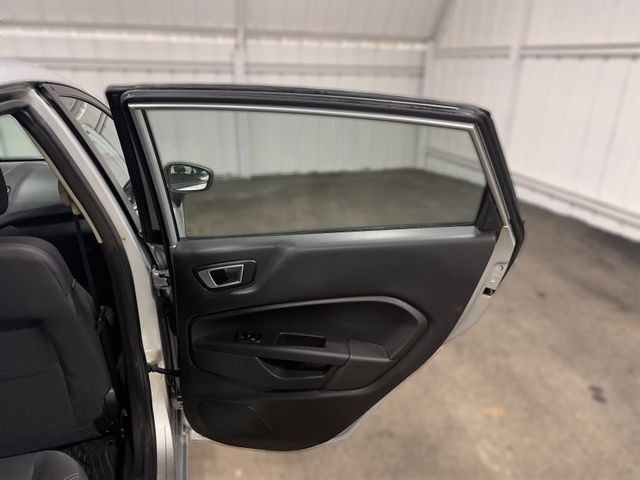 2015 Ford FIESTA SE | Houston, TX | Texas Star Motors 2015 Ford FIESTA SE | Houston, TX | Texas Star Motors