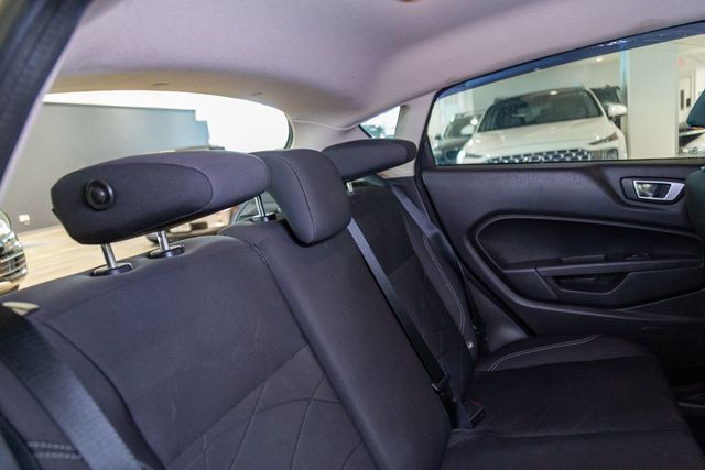 2015 Ford Fiesta Manual SE