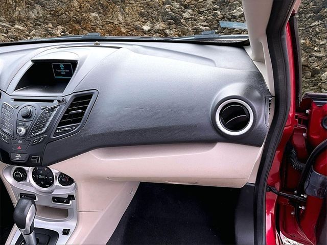2015 Ford Fiesta SE
