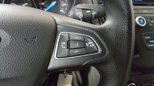 2015 Ford Focus SE | Carrollton, TX | Legend Motorcars of Carrollton 2015 Ford Focus SE | Carrollton, TX | Legend Motorcars of Carrollton