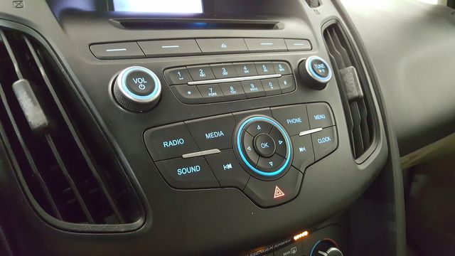 2015 Ford Focus SE | Carrollton, TX | Legend Motorcars of Carrollton