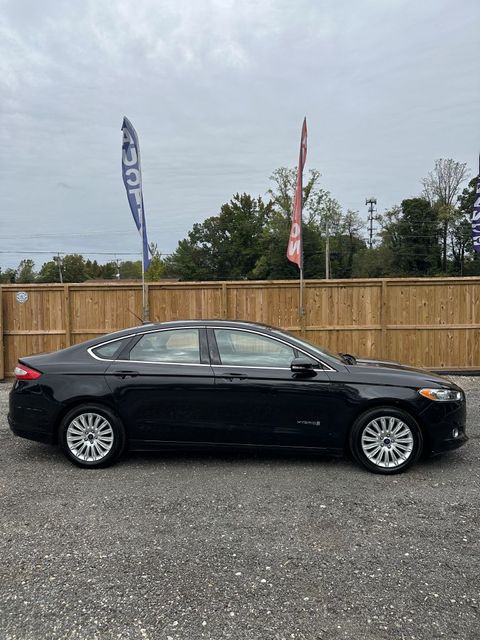 2015 Ford Fusion Hybrid SE