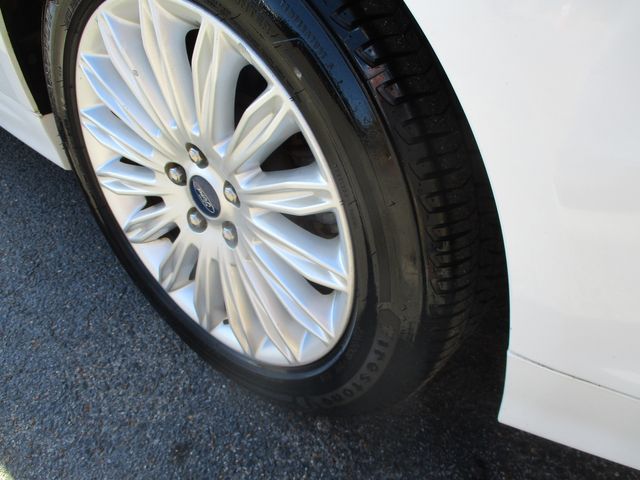 2015 Ford Fusion Hybrid SE