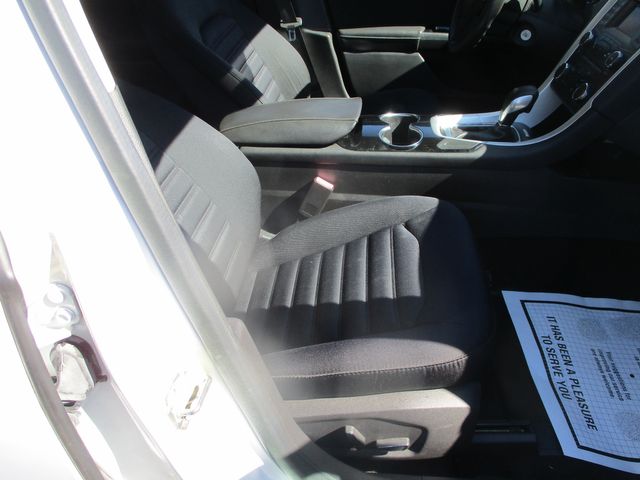 2015 Ford Fusion Hybrid SE